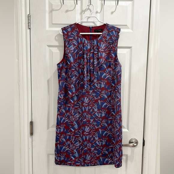 Banana Republic Ruffle Sleeveless Pattern Dress - Picture 2 of 14